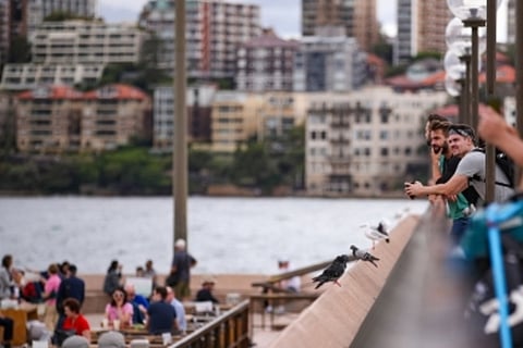 Australia state eases COVID-19 rules for bars, restaurants