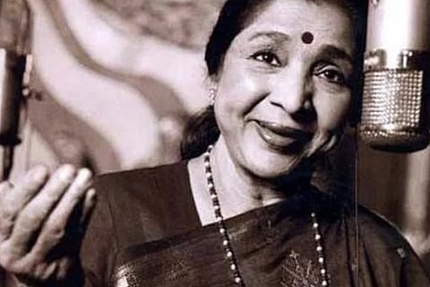 Asha Bhosle: Testing time teaching us power of togetherness