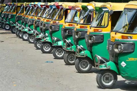 Autorickshaw unions demand increase in fares