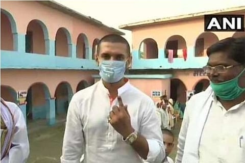 Chirag Paswan casts his vote in Khagaria