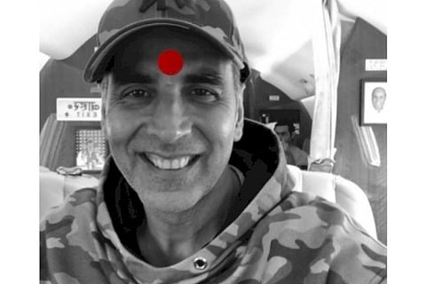 Akshay Kumar dons red bindi to promote 'Laxmii', netizens react