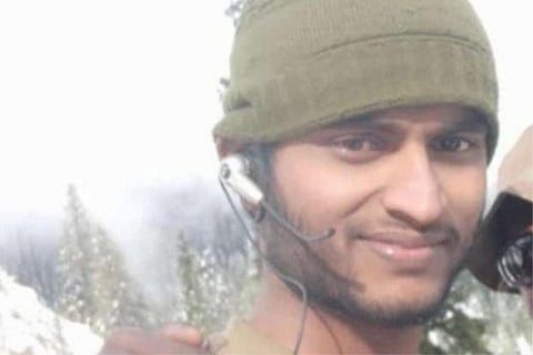 Hundreds pay adieu to slain jawan in Telangana