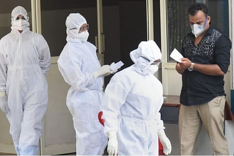 Delhi shatters record for single-day deaths, logs 7,053 Covid cases