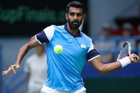 Prajnesh gets past Jack to enter Cary Challenger's quarters