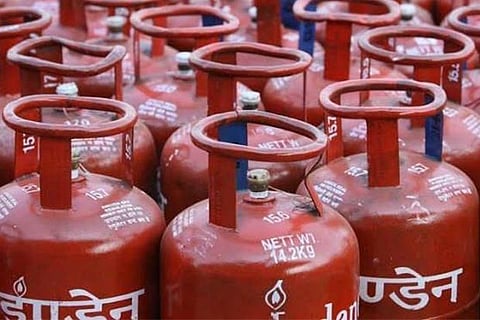 LPG cylinder explodes, three killed, four injured in TN