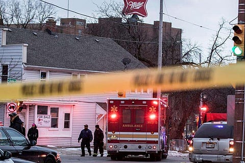 8 injured in US mall shooting