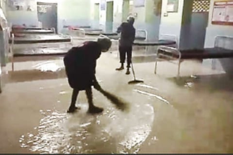 Rainwater mixed with sewage enters Chromepet GH