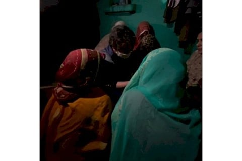 Rahul, Priyanka meet Hathras victim's family