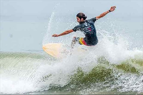 Stephen Gaghan to helm 'Barbarian Days' for Amazon Studios