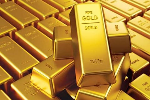 Gold imports down 57pc to 6.8 billion dollars in H1 FY21