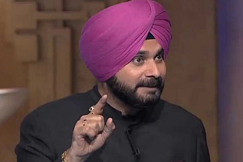 Sidhu slams Punjab govt over farmers' issues