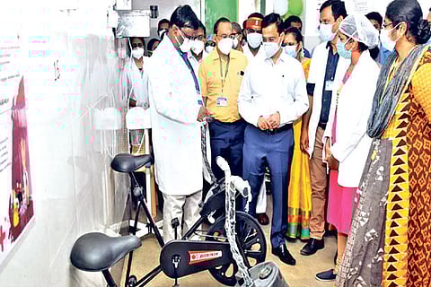 Collector SA Raman inaugurating the centre at GMKMC on Thursday