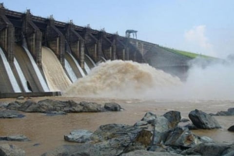 Durgapur barrage lock gate damaged, panic of flood in Bengal villages