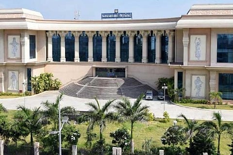 Key players in the TN assembly session test negative