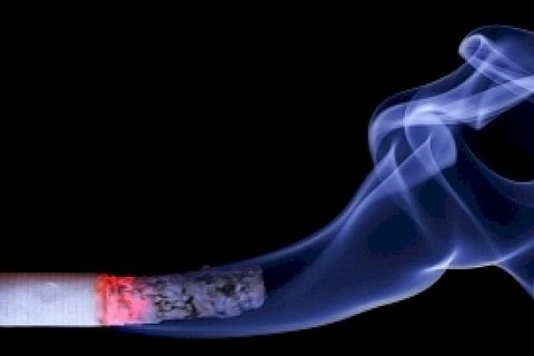 Smoking linked to bleeding in the brain: Study