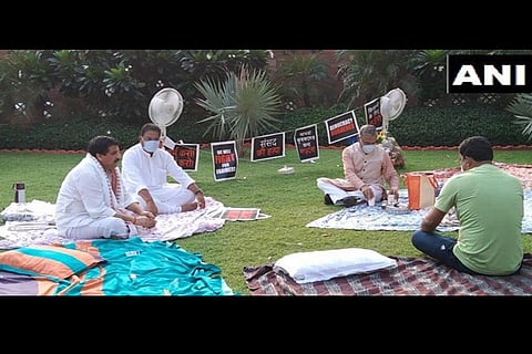 PM praises Harivansh for offering tea to protesting opposition MPs