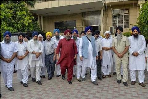 Facing IS, last embattled Sikhs, Hindus leave Afghanistan