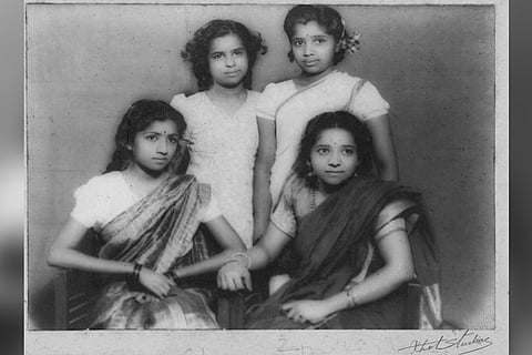 Asha Bhosle digs out old picture as she wishes 'Lata Didi' on 91st birthday