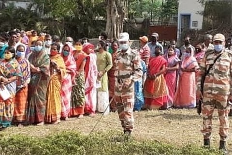 Sporadic violence marks fifth phase of Bengal polls