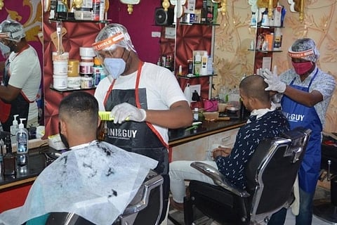 Tamil Nadu hairdressers body urge for permit of 5 hours daily