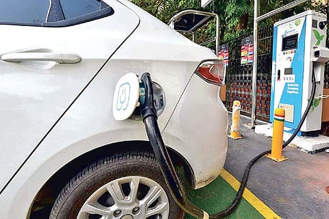 Subsidy alone won’t do, incentivise EV purchase: NITI Aayog to Centre