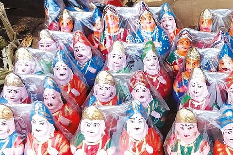The Thanjavur rocking dolls idling in shops with no takers due to lockdown.