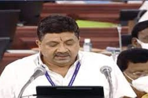 Photo tweeted by DoorDarshan Tamil