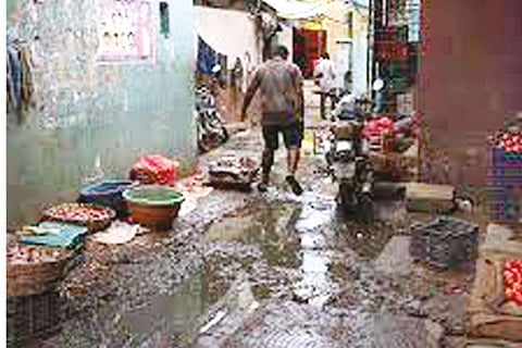 A lane inside Koyambedu market (File Photo)
