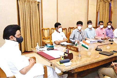 Stalin holds discussion with officials on Monday