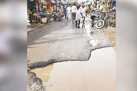 A rain battered Swami Sannathi Street in Madurai (Photo credit: Saravanabava)