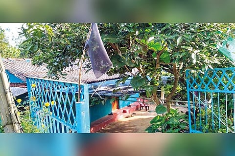 Black flag hoisted at a house at Gudalur in Nilgiris