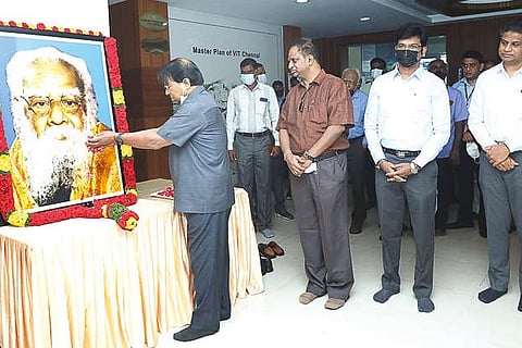 VIT Chancellor Dr G Viswanathan paying homage to Periyar at VIT Chennai campus.
