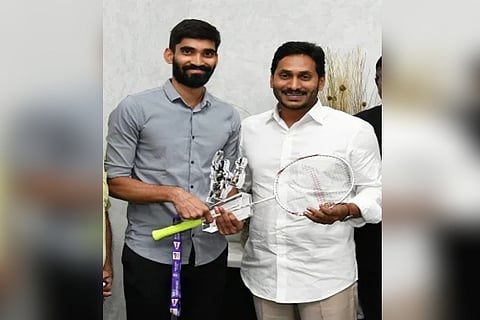 Srikanth expressed happiness over meeting the chief minister