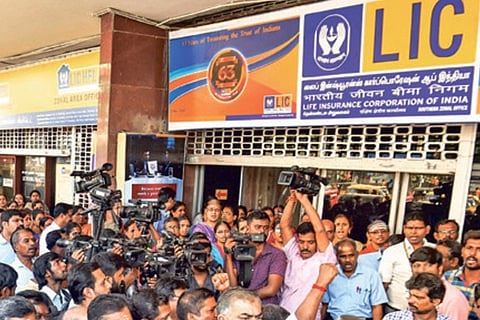 10 pc of LIC IPO to be reserved for policyholders