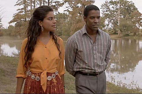 A still from Mississippi Masala