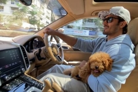 Vidyut Jammwal dedicates 'Teri mitti' song to mothers of stuntmen