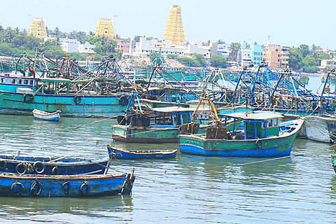 Sri Lanka calls for joint patrols to resolve fishing issues with India