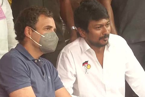 Rahul Gandhi attends Avaniyapuram Jallikattu in poll-bound Tamil Nadu