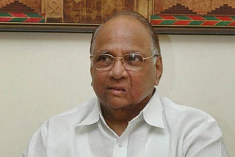 Pawar says charges against Munde 'serious', backs Malik