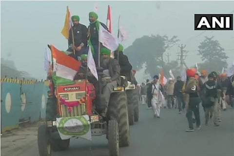 Farmers Tractor Rally Enters Delhi From Singhu Border