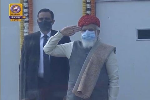 PM leads nation in paying tributes to martyrs at National War Memorial