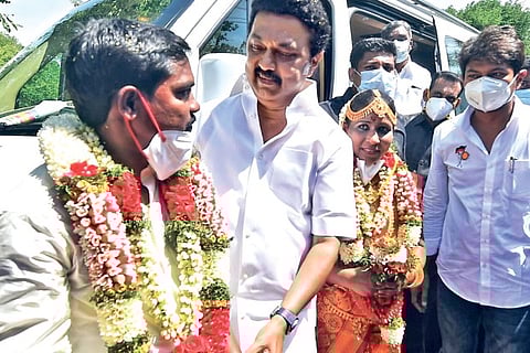 Chief Minister MK Stalin presided over the wedding of a couple in Pinnavasal on his way to Tiruvarur on Wednes