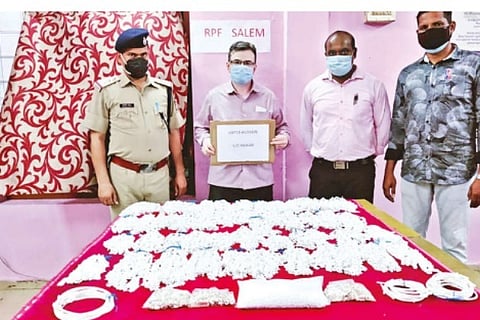 RPF seizes 28 kg of silver ornaments from passenger at Salem junction