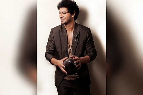 Tahir Raj Bhasin on Sunil Gavaskar's b'day: Huge honour to play the legend in '83'