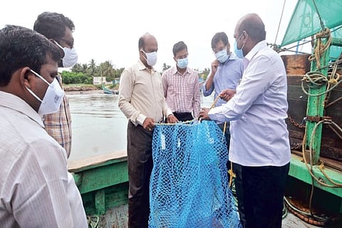 Cuddalore Collector K Balasubramaniam at sea to inspects use of prohibited nets on Wednesday