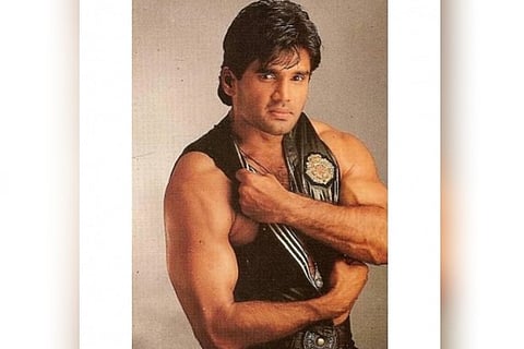 Suniel Shetty flaunts biceps in Flashback Friday post