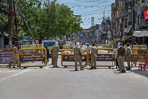 Telangana decides to lift Covid lockdown completely