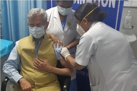 Source: Twitter (Dr.S.Jaishankar) External Affairs Minister gets his vaccine jab