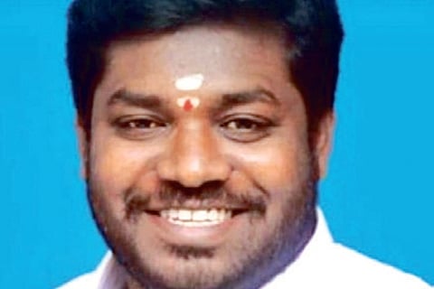 Accused Sarathkumar