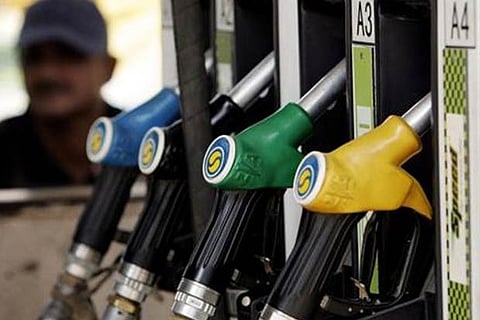 Petrol price can come down to Rs 75 if brought under GST, but there is lack of political will: SBI Economists